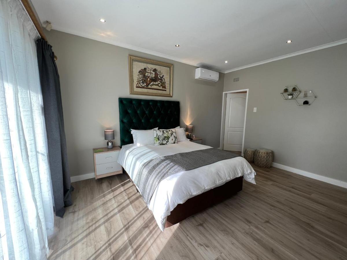 Le'Ciara Luxury Guest House 约翰内斯堡 外观 照片