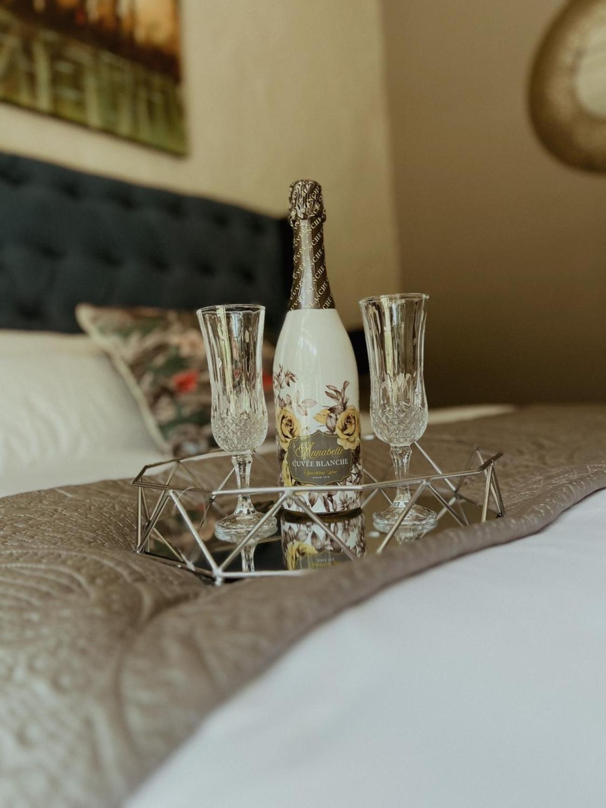 Le'Ciara Luxury Guest House 约翰内斯堡 外观 照片